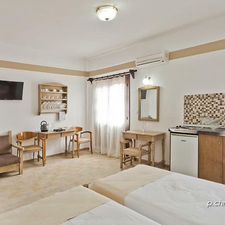 Philoxenia Studios 3 Karpathos Town  Exterior photo