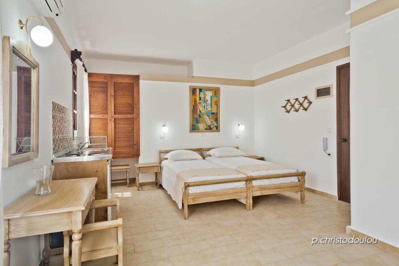 Philoxenia Studios 3 Karpathos Town  Exterior photo